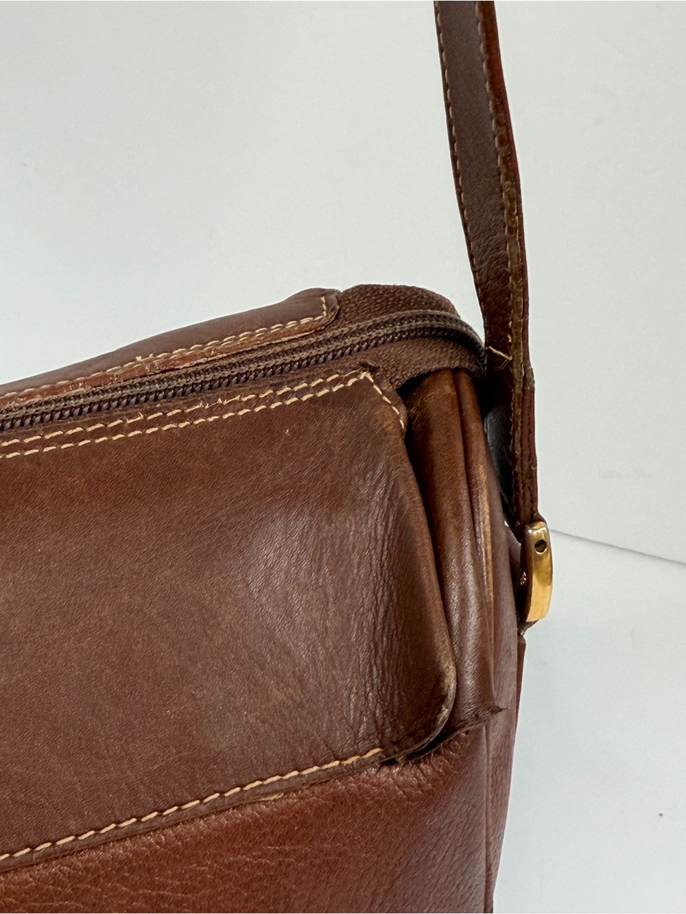 Authentic Gucci Crossbody Bag Brown chestnut Leather Shoulder Bag GG - Fair poor - Picture 3 of 16